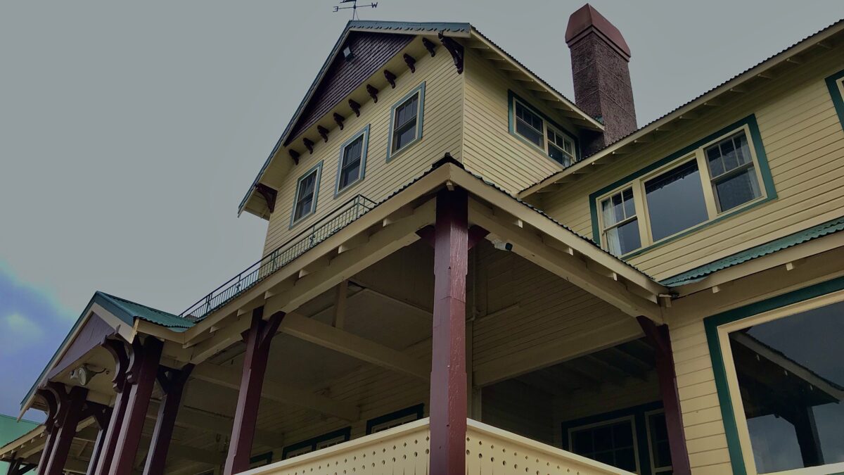 Mount Buffalo Chalet Side View